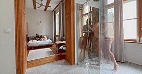 amigas cogiendo juntas con dos chicos