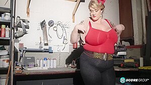 Auto Buff At Work With Kimmie Kaboom