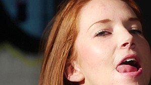 Kinky looker gets jizz shot on her face eating all the jizz