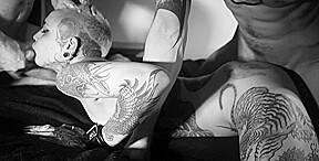 blackkiss en baise anal en trio