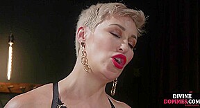 loser dude doggystyled by cougar domina