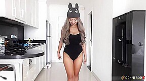 Pupei – Videos – JohntronX