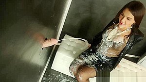 Fetish slut gets wam sucking fake cock