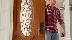 Watching Elizabeth Skylar Enjoy Her Sexual Independence Weekend