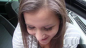 Fake agent bangs naive babe in his car in public