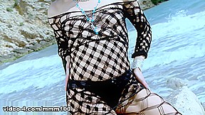 Heloise Dacosta Ass fucking and milk enema at the beach – MMM100